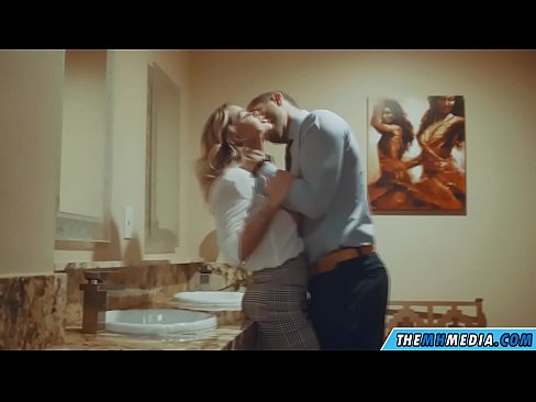 ❤️ Xa i-blonde ene-busty ikuhenda kwindlu yangasese yoluntu ❤️❌ kwi-xh.high-pass.ru ️❤